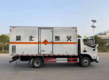 上栗爆破器材运输车
